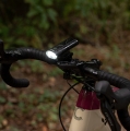 Lampka rowerowa LED na przód USB-C lampa IPX Vayox