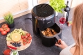 Frytkownica beztłuszczowa Air Fryer frytownica czarna panel kolorowe ikony 4,5 l / 1400 W Linbox